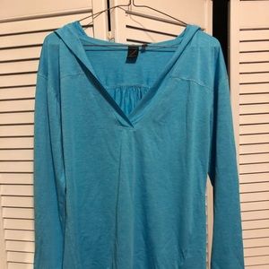 LIKE NEW Aqua blue Zella hoodie pullover top